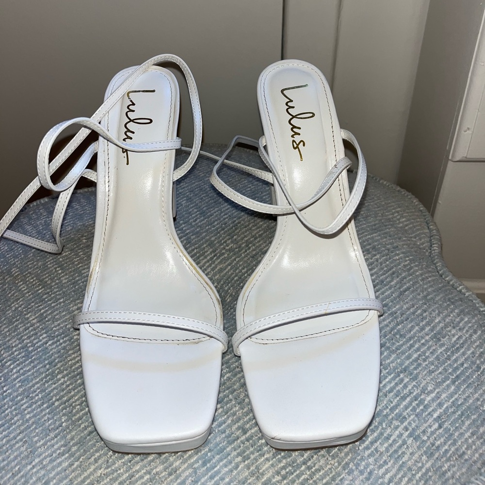 White strappy Lulu’s women’s heel. Worn once!